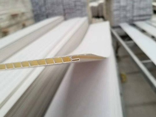 扣板為什么需要添加熒光增白劑？